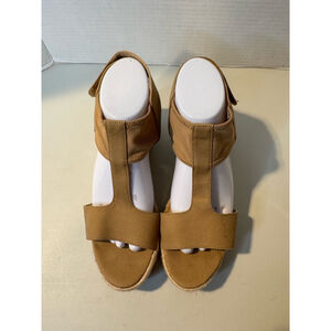 Moda Spana Tan Wedge Sandals Women's Size 9 Medium